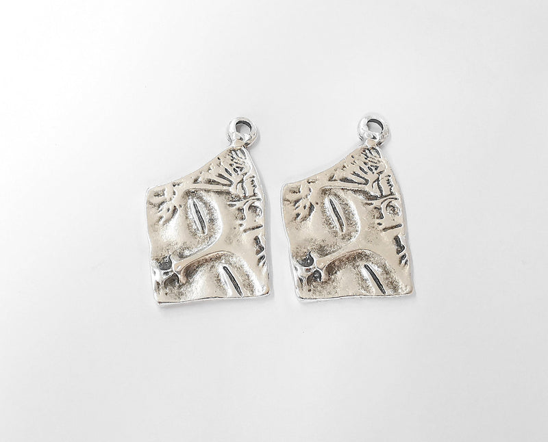4 Face mythological charms Antique silver plated charms (35x21mm)  G23624