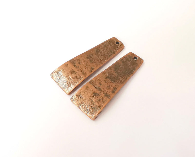 2 Copper charms Antique copper plated charms (54x19mm) G23640