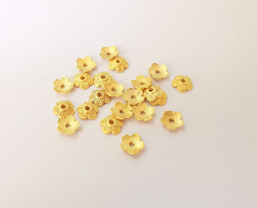 20 Flower bead caps findings Gold plated findings (7mm) G23911