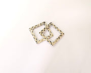 2 Square hammered charms Antique silver plated charms (32x32mm)  G23677