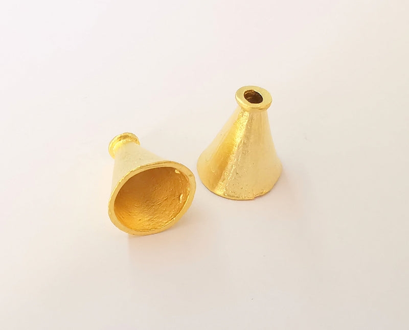 2 Gold cone caps findings Gold plated brass findings (17x14 mm)  G23685