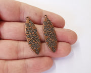 2 Flower charms (Double Sided) Antique copper plated charms (40x13mm) G23919