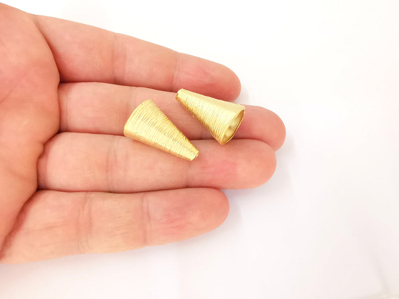 2 Gold cone caps findings Gold plated brass findings (23x14mm)  G23709