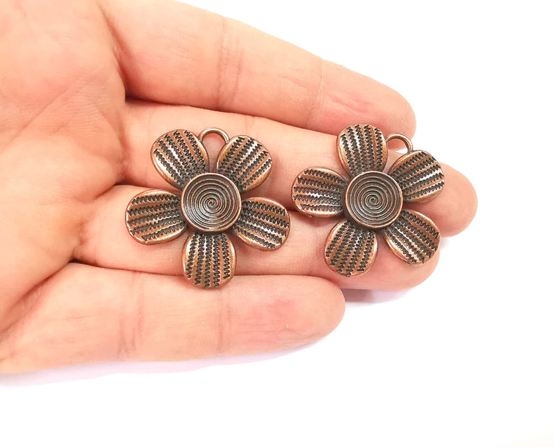 2 Flower spiral charms Antique copper plated charms (35x34mm) G23937