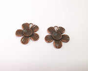 2 Flower spiral charms Antique copper plated charms (35x34mm) G23937