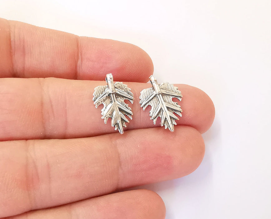 5 Leaf charms Antique silver plated brass charms (19x13mm)  G23741