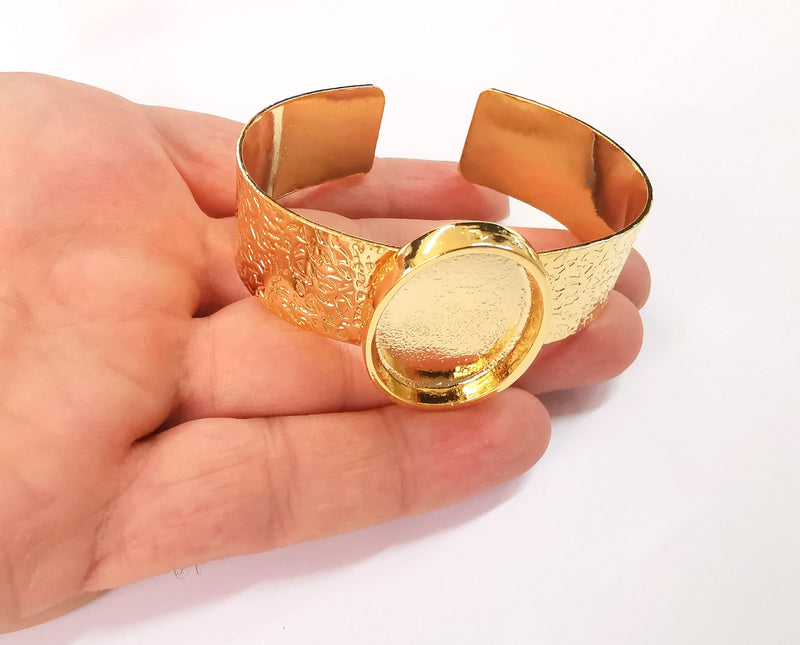 Bracelet blank resin cuff dry flower inlay Blank cuff bezel glass cabochon Base textured adjustable Gold plated  (30x22mm ) G23003