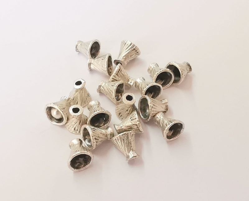 10 Silver cone caps findings Antique silver plated brass  (7x7mm)  G23754