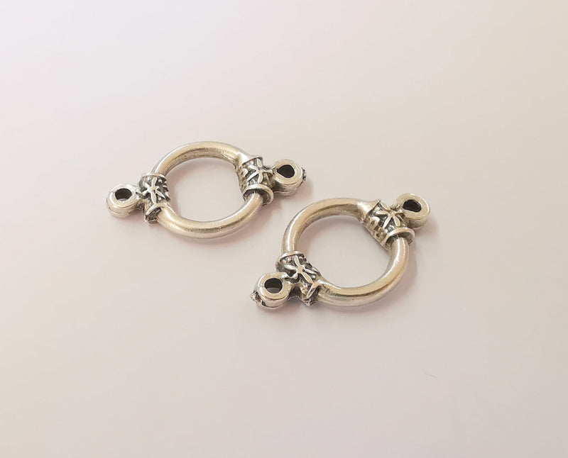 4 Silver connector charms Antique silver plated charms (31x18mm) G23755