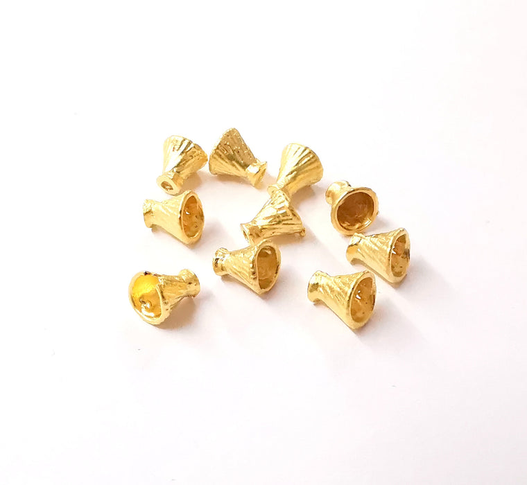 10 Gold plated cone findings Gold plated brass (7x7mm)  G24035