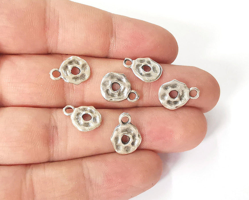 10 Hammered round charms Antique silver plated charm (14x10mm) G23766