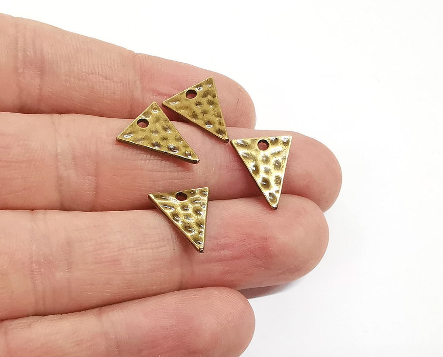 10 Hammered triangle charms Antique bronze plated charms (15x12mm) G24042