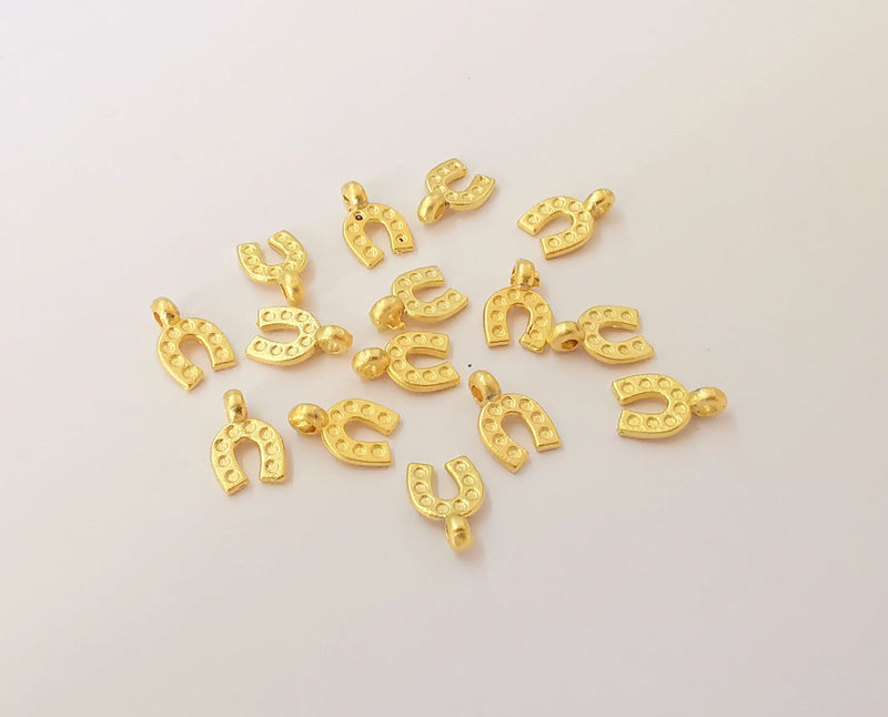 20 Horse shoe charms Gold plated brass charms (9x6mm)  G23790