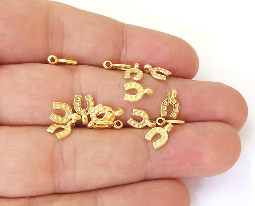 20 Horse shoe charms Gold plated brass charms (9x6mm)  G23790