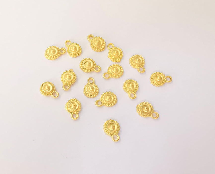 10 Round charms Gold plated charms (9x6mm)  G23798