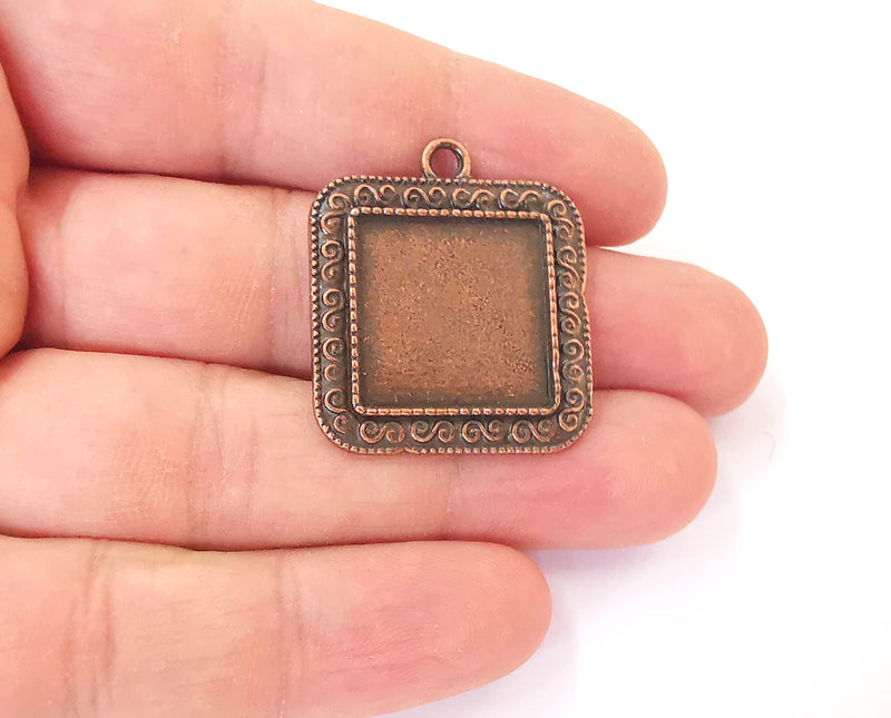 2 Square frame pendant Blank antique copper plated pendant (34x29mm) (20mm Blank Size)  G23807