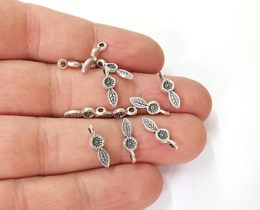 20 Flower leaf charms Antique silver plated charms (14x5mm)  G24064