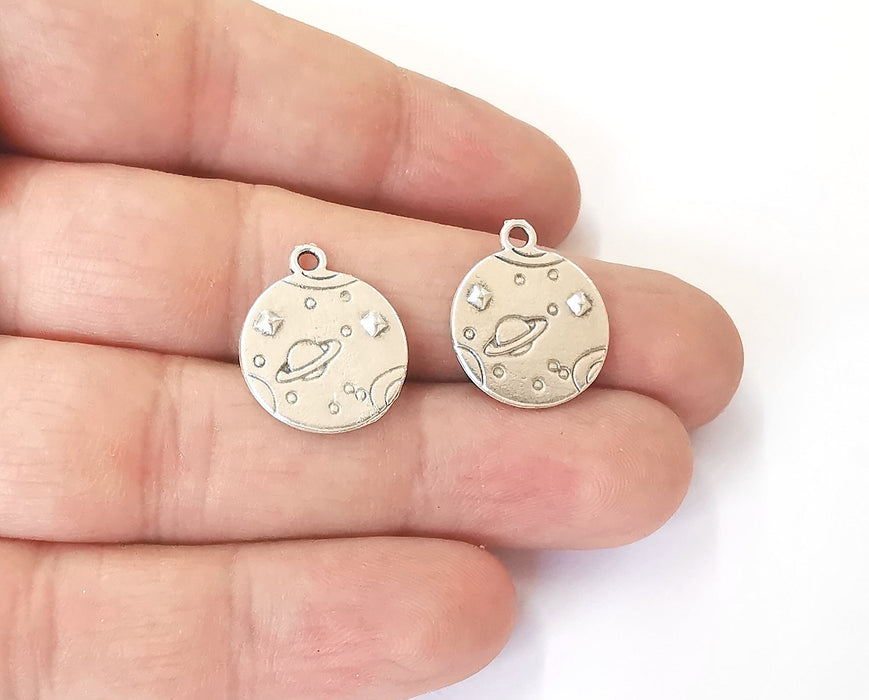 5 Space charms (Double Sided) Antique silver plated charms (20x17mm) G23834