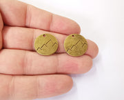 4 Mountain charms Round charms Antique bronze plated charms (19mm)  G24078
