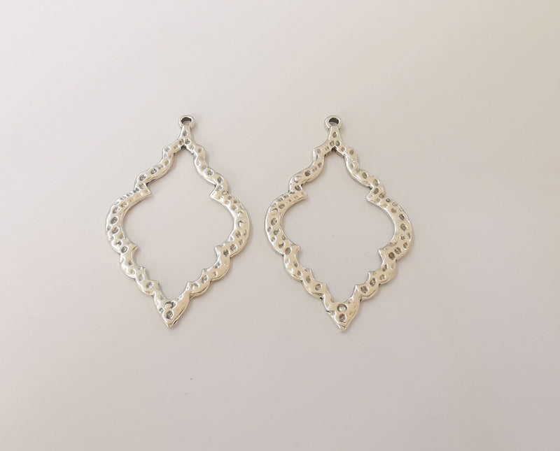 2 Hammered charms Antique silver plated charms (52x30mm)  G23845
