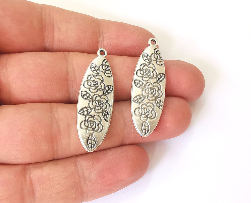 2 Flower oval charms Antique silver plated charms (40x13mm) G23883