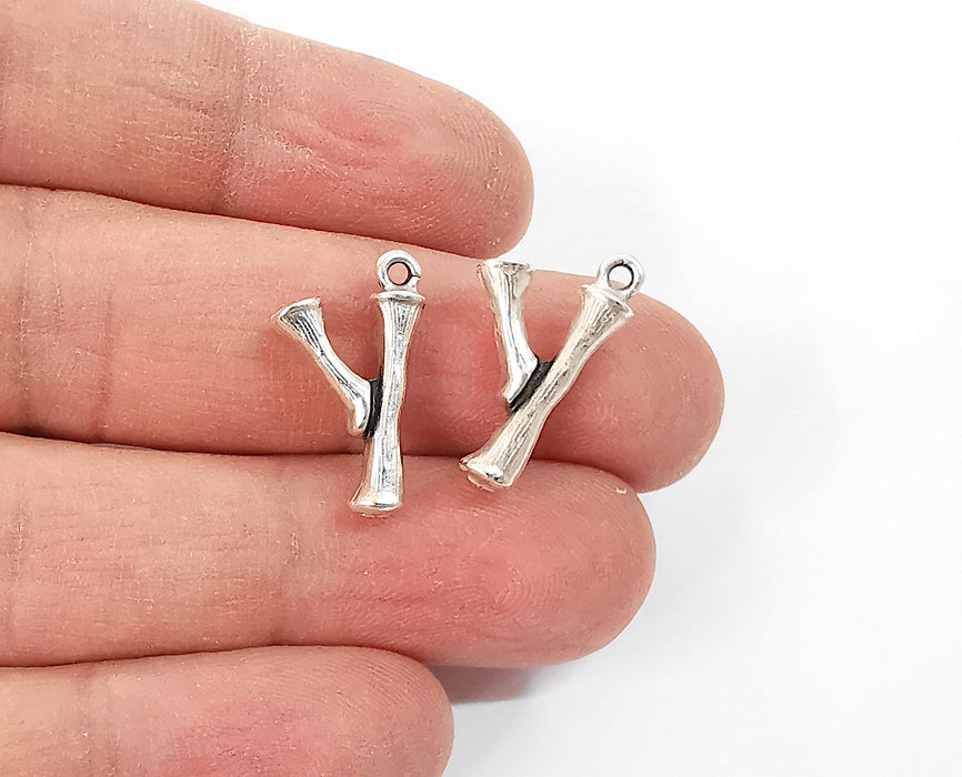 10 Tree branch charms Antique silver plated charms (21x12mm)  G24125