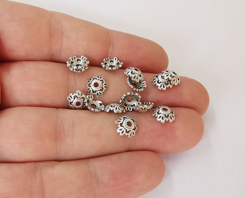 20 Silver bead caps Antique silver plated bead caps , Findings  (8 mm)  G23915