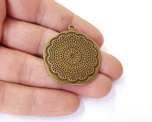 2 Flower pendant Antique bronze plated pendant (40x36mm)  G23925