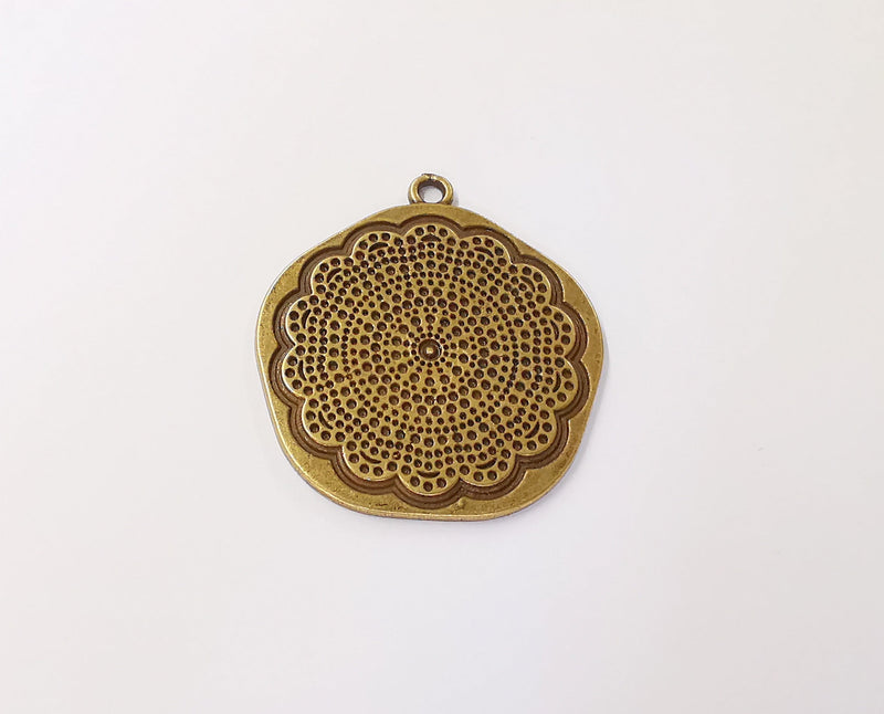 2 Flower pendant Antique bronze plated pendant (40x36mm)  G23925