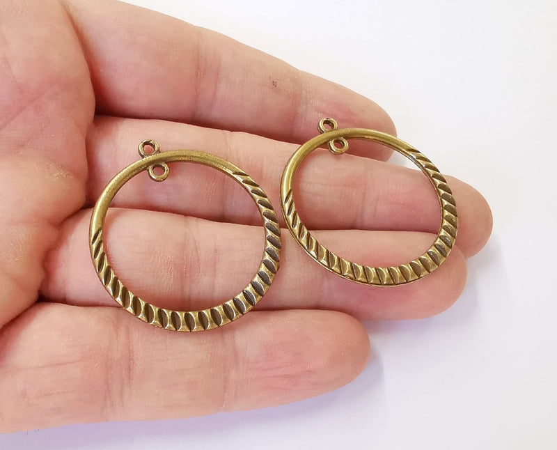 2 Round charms connector (Double Sided) Antique bronze plated charms (37x34mm)  G23926