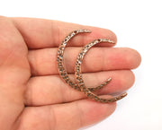 2 Hammered crescent charms Copper plated charms (46mm)  G24001
