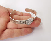 Bracelet blank Resin dry flower inlay blank Cuff bezel Glass cabochon base Hammered adjustable Antique silver (18mm ) G24077