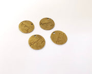 4 Mountain charms Round charms Antique bronze plated charms (19mm)  G24078