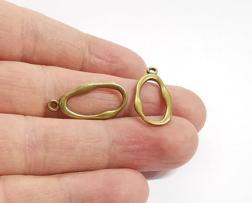 10 Oval charms Antique bronze plated charms (26x12mm)  G24091