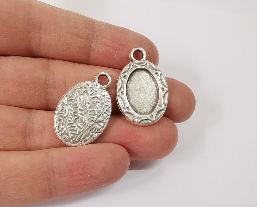 2 Leaf branch frame pendant blank Antique silver plated pendant (29x19mm) (17x11mm Blank Size)  G24127