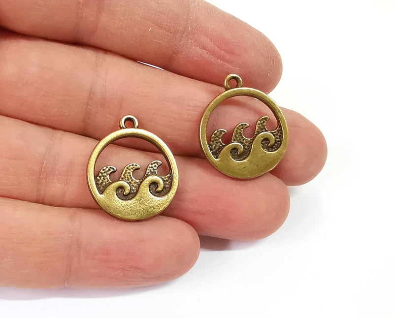 4 Sea waves charms Antique bronze plated charms (23x20mm)  G24142