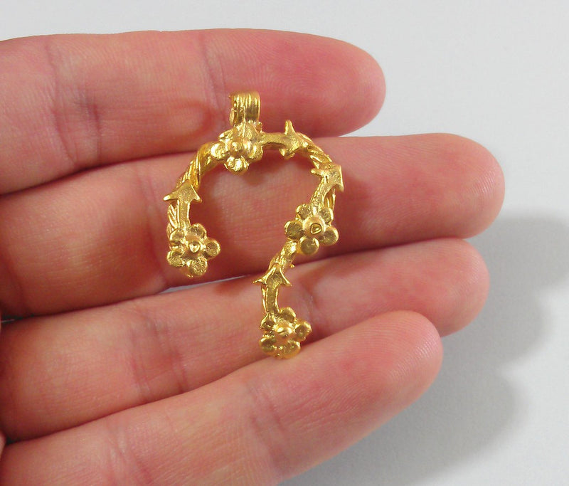 Gold Plated Brass  Connector  Pendant  G33