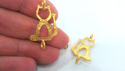 2 Gold Cat Charms, Gold Plated Brass  G9457