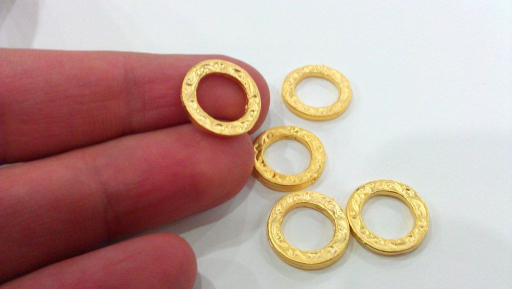 5 Gold Circle Finding Gold Plated Ring Round Charms  5 Pcs (15 mm) ,  G160