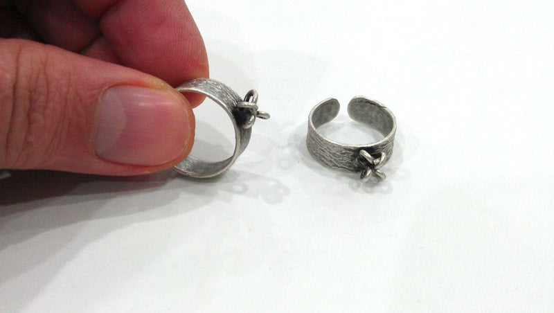 Antique Silver Plated Brass Adjustable  Ring with a Loop Setting  G9191