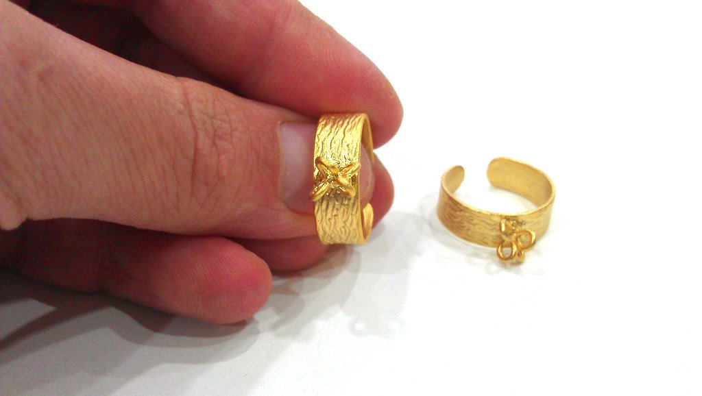 Gold Plated Brass Adjustable Ring Base Blank with a Loop Setting ,Findings G204