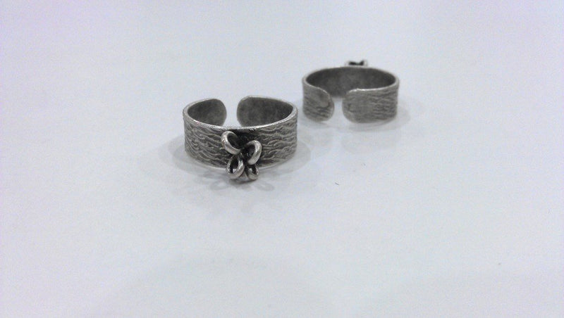 Antique Silver Plated Brass Adjustable  Ring with a Loop Setting  G9191