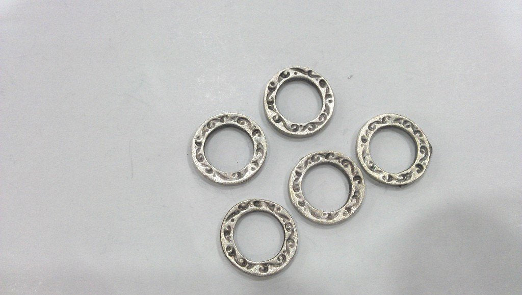 5 Silver Circle Charm Findings Antique Silver Plated Metal Connector  (14 mm) G10949