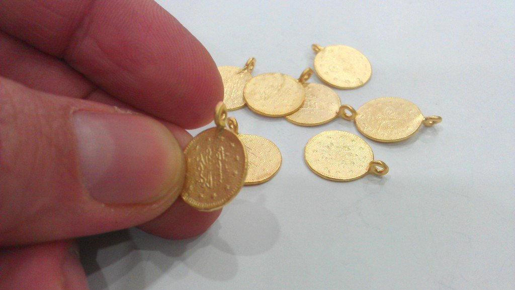 50 Pcs  (14mm)  Ottoman Signature Charms  , Gold Plated Brass  G12938