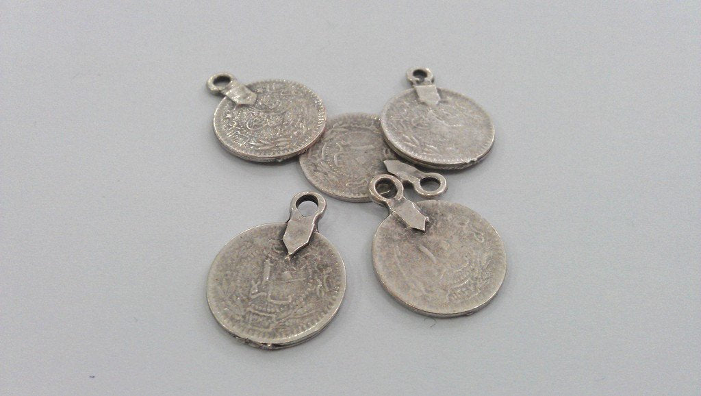 10 Pcs (17 mm.) Antique Silver Plated Metal Ottoman signature Charms    G447