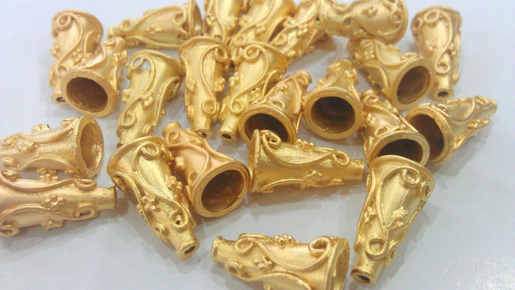 10 Gold Cone Findings, Gold Plated Brass  G12939