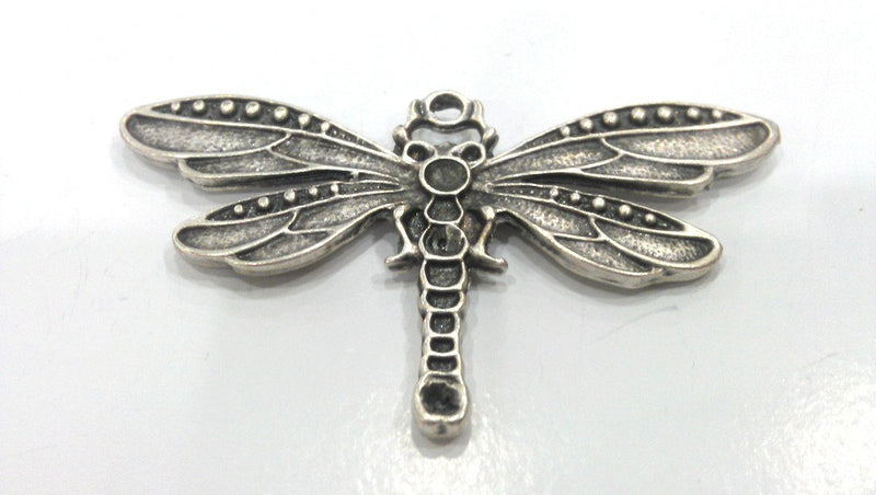 2 Pcs  Antique Silver Plated Metal Dragonfly Pendant  G12244