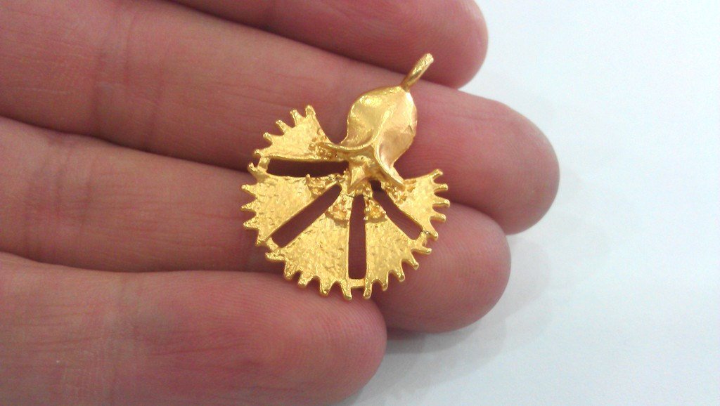 2 Flower Charms Gold Plated Brass G17678