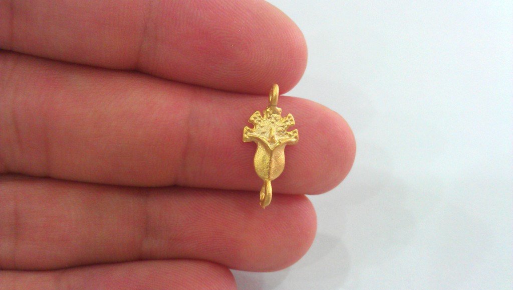 4 Gold Flower Charms , Gold Plated Brass G9880