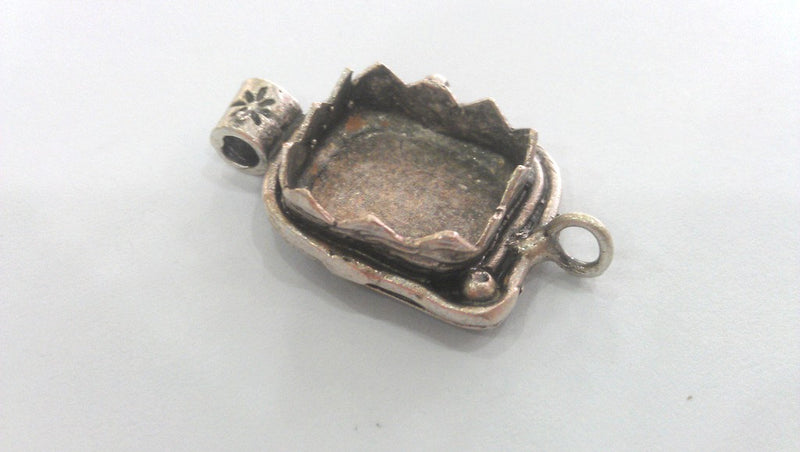 Antique Silver Plated Mountings, Findings, Pendant (15 mm) G21527